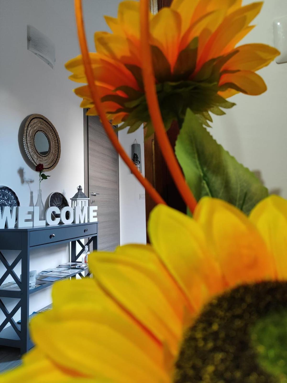 Casa Vacanze Con Giardino I Girasoli - Cin It 09006 - 9 C 2000 R4042- Sorso Εξωτερικό φωτογραφία